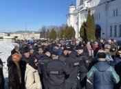 Такое количество россиян пришло проститься с убийцами мирных украинцев