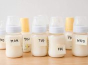 Сколько можно хранить сцеженное молоко