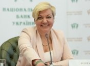 Порошенко: Гонтарева еще не уволилась