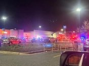 Возле чесапикского Walmart-a собралось немало полиции