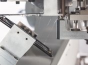 Apple создал робота, который может разобрать 200 iPhone в час