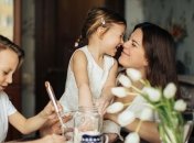 Лучшие подарки своими руками на День матери 2020