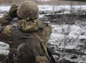 На Донбасі поранено двох українських військових