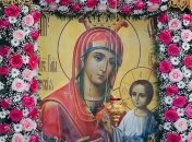 Праздник Иверской иконы Божьей Матери отмечается в 2023 году 13 октября (ранее 26 октября)