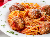 Макароны с котлетами - невероятно вкусный ужин