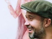Полураздет: Сергей Бабкин показал, как записывал свой альбом 