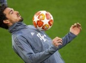 Лига чемпионов: где смотреть матчи 19 февраля