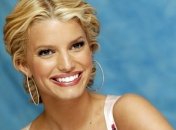 Джессику Симпсон подозревают в беременности