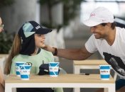 Надаль попал мячом в лицо болгерл, после чего поцеловал ее (Видео)