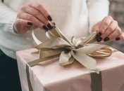 Подарки на День святого Николая: что подарить взрослым