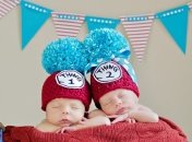 22 очаровательных идеи для фотосессии двойняшек