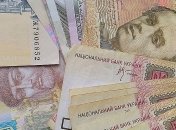 Пока на месте, но будет скачок: курс валют на ближайшие дни