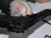 В Ужгороде около караоке-бара мужчины устроили драку со стрельбой