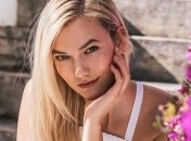 Карли Клосс изменила свою веру ради мужа