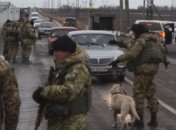 На КПВВ "Марьинка" изъято карточки пополнения на 4 млн грн