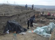 На Львовщине неизвестные вандалы повредили важный исторический памятник археологии (фото)