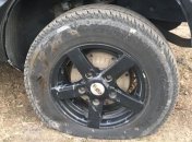 В Харьковской области неизвестные напали на автомобиль пограничника (Видео)