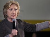 Клинтон заявила, что заставит Пекин "ходить по струнке"