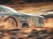 Таинственный гибрид Flying Spur от Bentley начали тестировать
