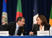 Камала Харрис и ее советник Фил Гордон