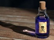 Украинец выпил яд, чтобы не пустить жену в Европу: подробности 