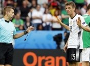 Матч Украина - Исландия обслужит бригада арбитров из Франции