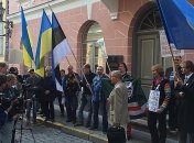 В Таллинне прошел еженедельный антироссийский пикет