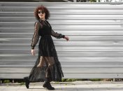 Шкіряні і білі сукні відвоювали свою популярність