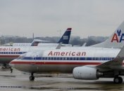 Сильные снегопады блокировали работу аэропортов в США