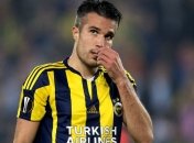 Ван Перси едва не остался без глаза (Видео)