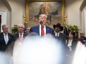 В США не изменились настроения граждан о работе Трампа