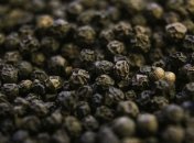 Маленький, да удаленький: полезные свойства черного перца