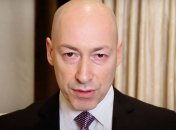 Російська ведуча епічно обмовилася в прізвищі розповідаючого про Донбас Гордона (відео)