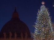 В Ватикане зажгли гирлянду на рождественской ели (Видео)