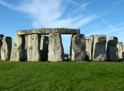 Скелет ребенка Бронзового века найден под Стоунхенджем 