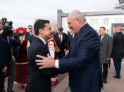 Владимир Зеленский и Александр Лукашенко на II Форуме регионов в Житомире