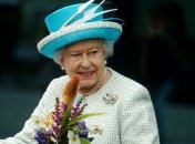 Британская королева отобедала в школьной столовой