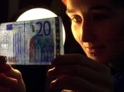 ЕЦБ: количество фальшивих евро выросло на 13%