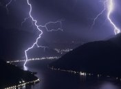 Правила поведения во время грозы