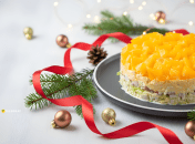 Салат з апельсином, куркою та пекінською капустою