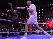 Фьюри пострадал на тренировке от удара хорватского боксера