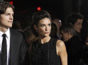 Эштон Катчер официально начал бракоразводный процесс с Деми Мур