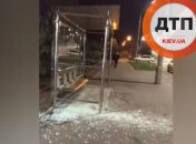 На відео потрапило безглузде ДТП з велосипедистом в Києві