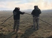 На границе с Молдовой пограничники обнаружили подводный спиртопровод: фото и видео