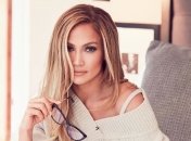 Дженніфер Лопес показала гаряче відео у купальнику