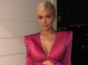 Кайли Дженнер похвасталась ослепительным образом