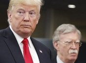 Болтон: Трамп пытался использовать власти Украины