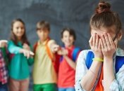 "Обнаженное" фото, отправленное 13-летней школьницей "другу", всплыло в школьном чате: подробности неприятной истории