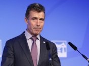 Расмуссен: Украине должны предоставить оружие в случае эскалации конфликта