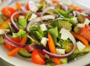 Простой и невероятно вкусный греческий салат